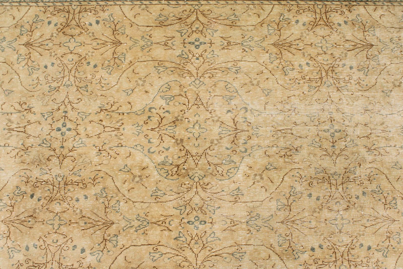 6x9 Ivory and Ivory Turkish Traditional Rug