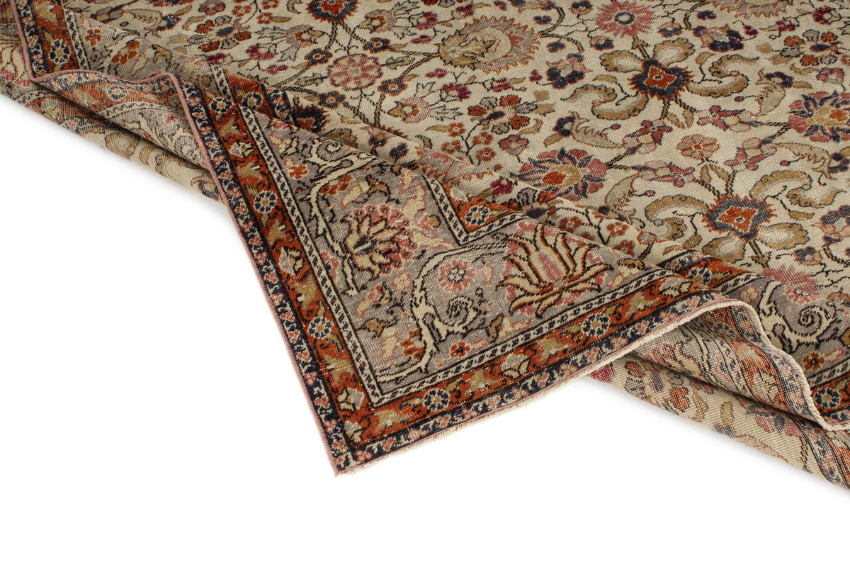 7x9 Ivory and Gray Turkish Traditional Rug