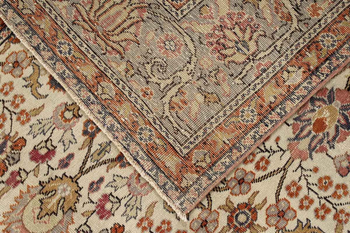 7x9 Ivory and Gray Turkish Traditional Rug