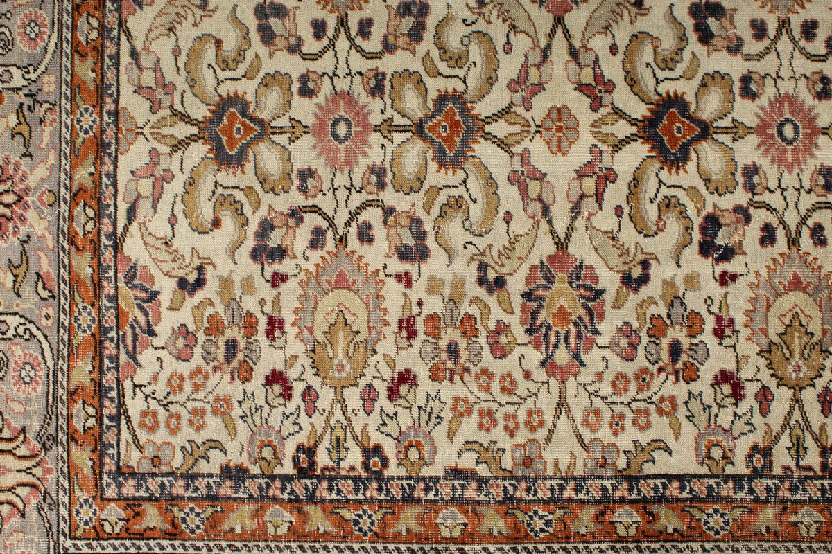 7x9 Ivory and Gray Turkish Traditional Rug