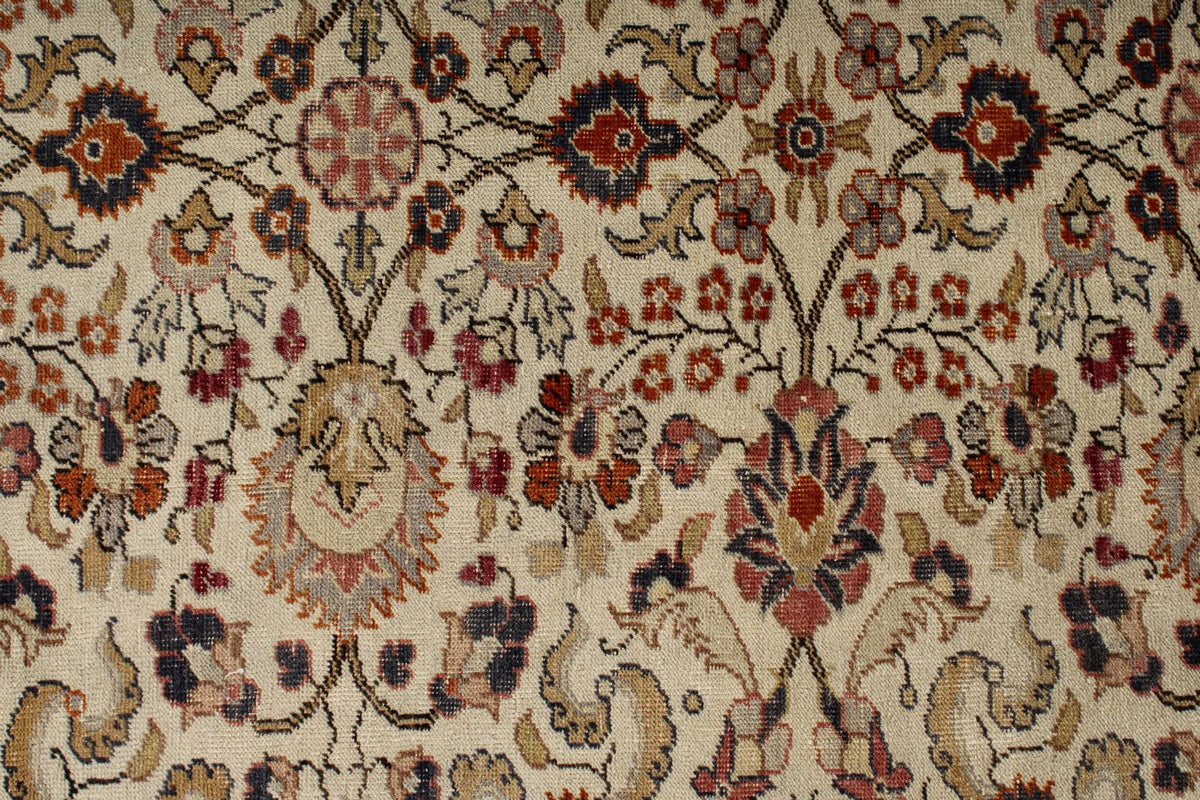 7x9 Ivory and Gray Turkish Traditional Rug
