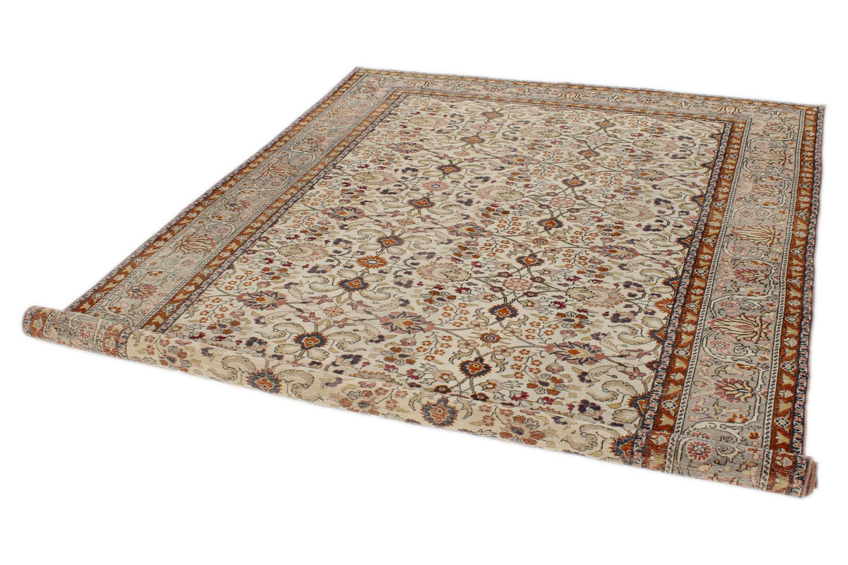 7x9 Ivory and Gray Turkish Traditional Rug
