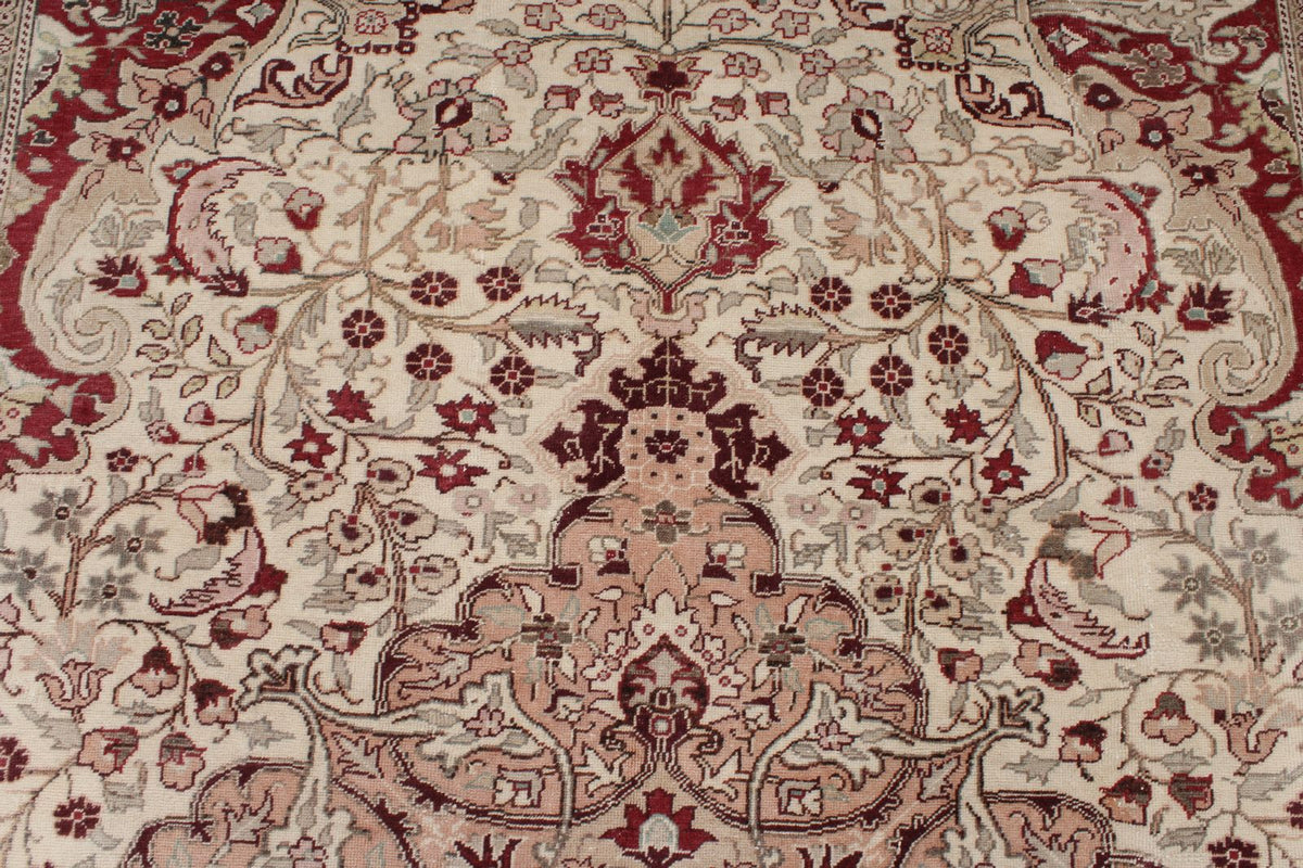 6x10 Red and Ivory Turkish Traditional Rug