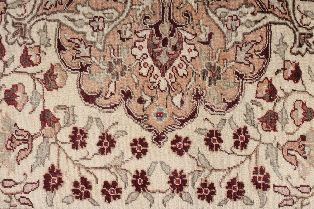6x10 Red and Ivory Turkish Traditional Rug
