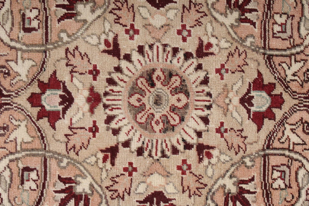 6x10 Red and Ivory Turkish Traditional Rug