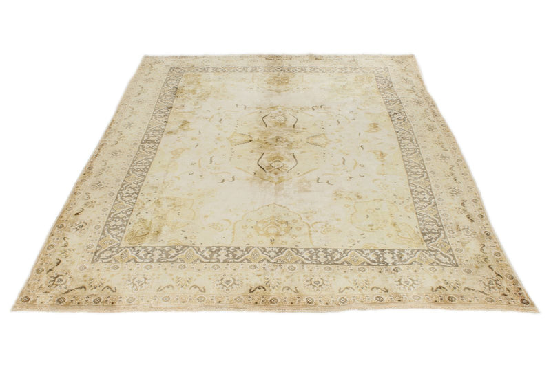 6x8 Gold and Brown Turkish Silk Rug