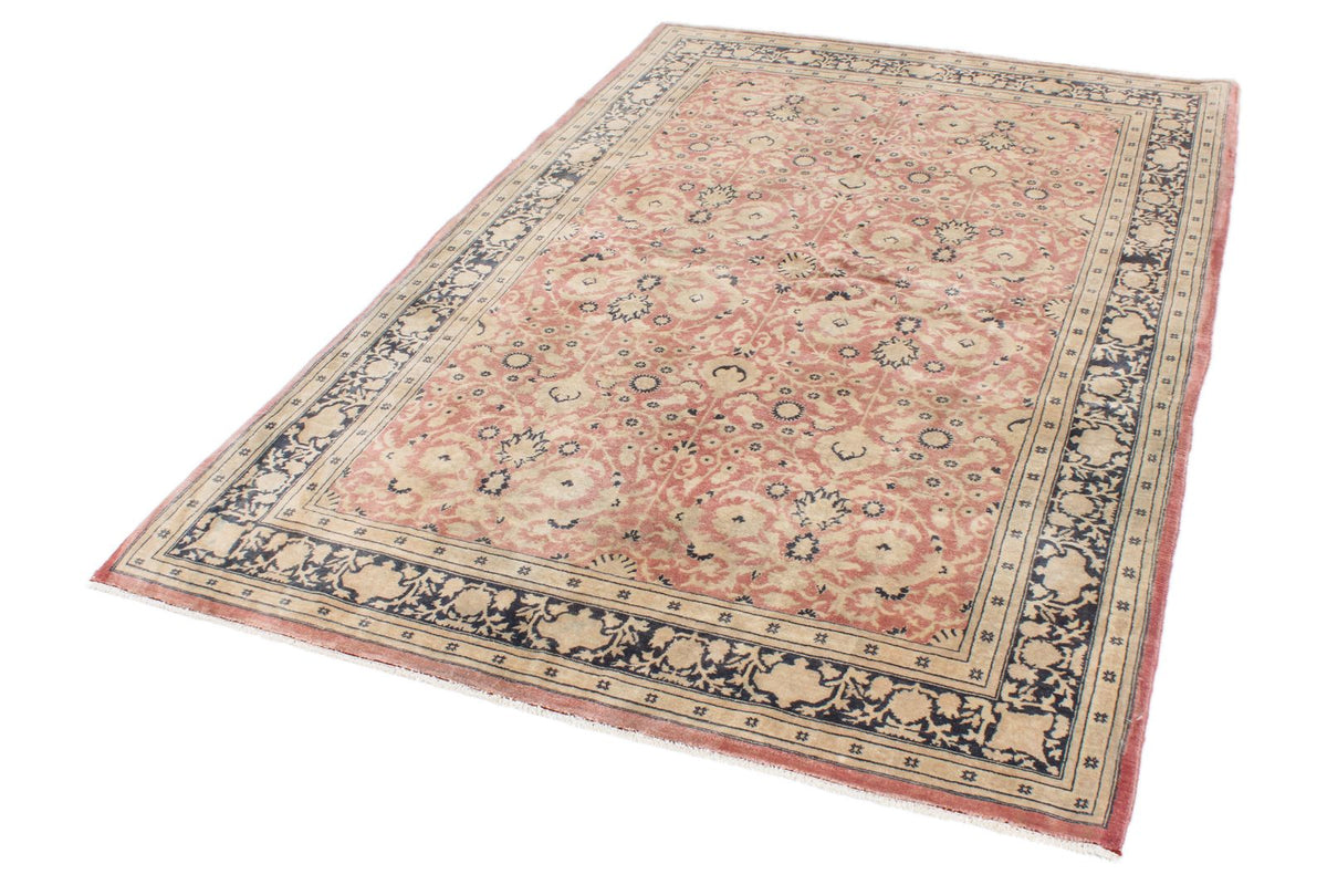 5x7 Beige and Pink Turkish Traditional Rug