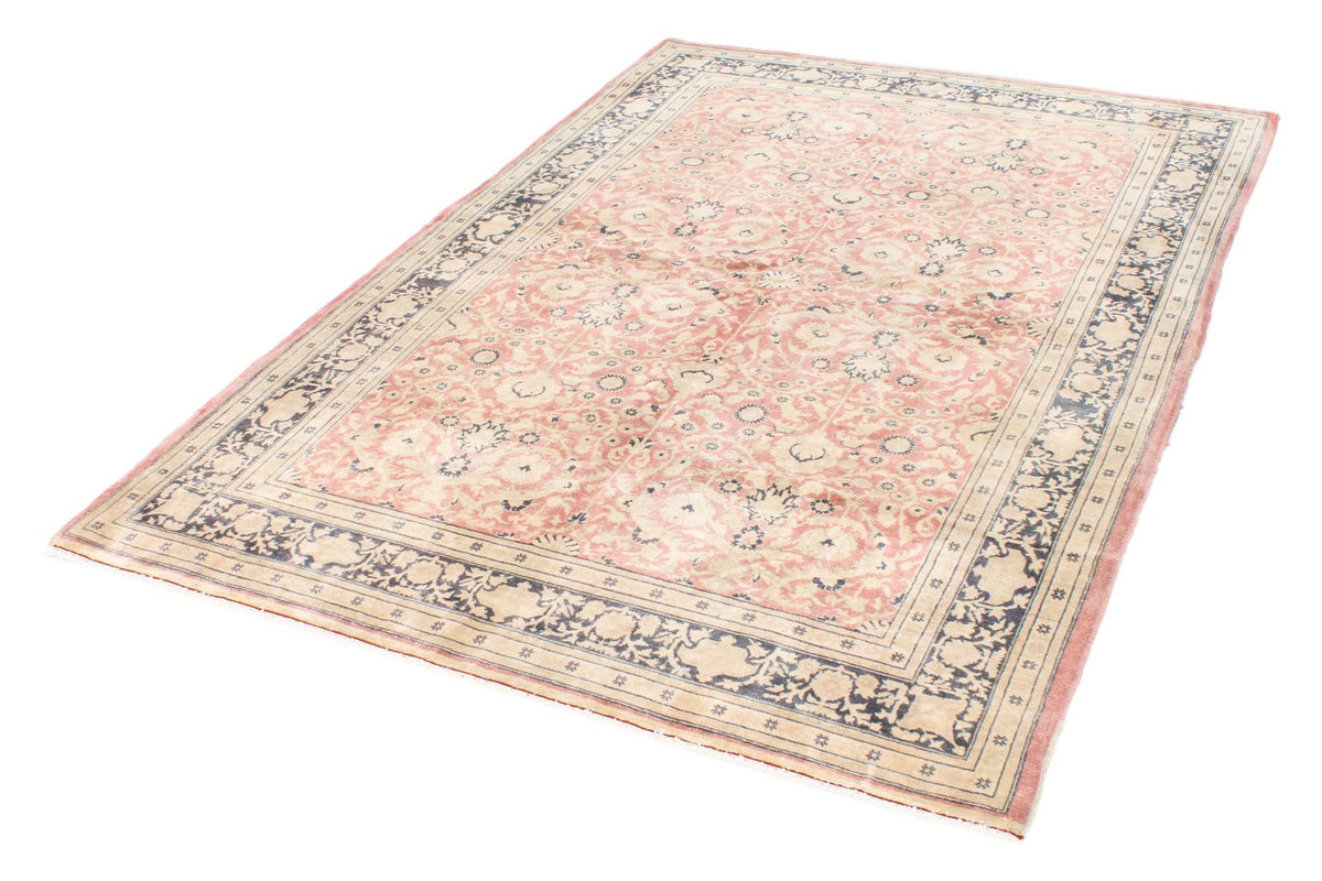 5x7 Beige and Pink Turkish Traditional Rug