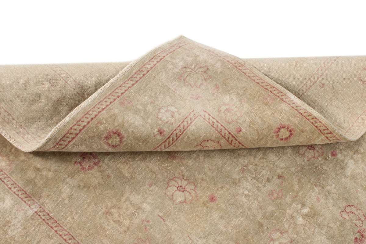 4x6 Beige and Pink Turkish Oushak Rug