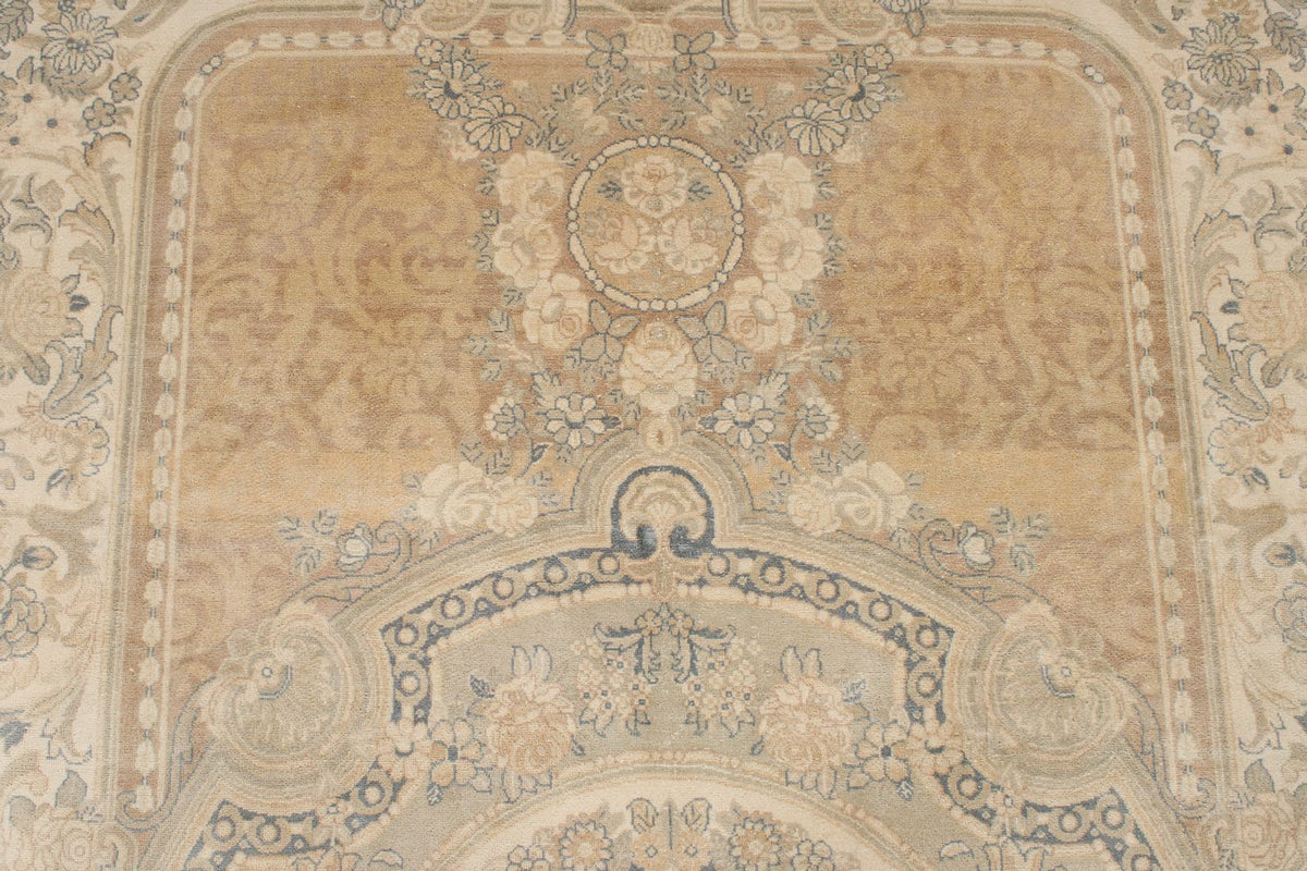 6x10 Beige Persian Traditional Rug