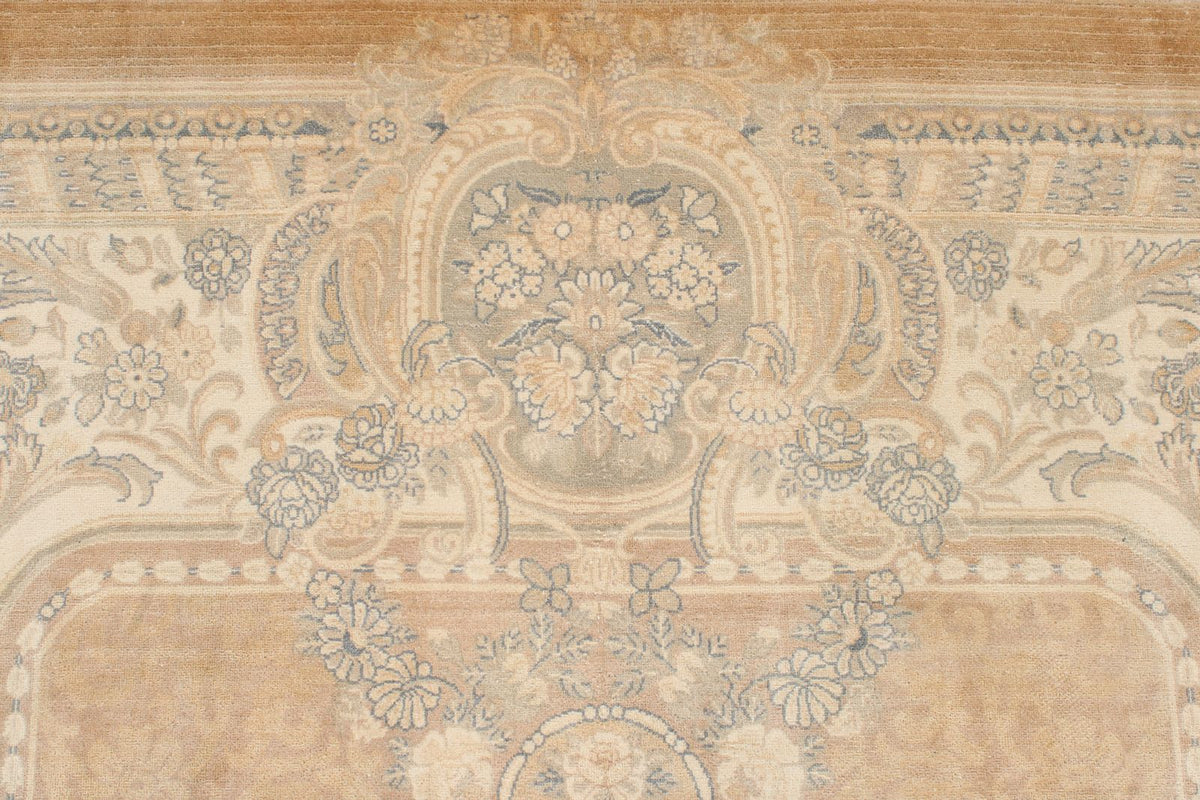 6x10 Beige Persian Traditional Rug