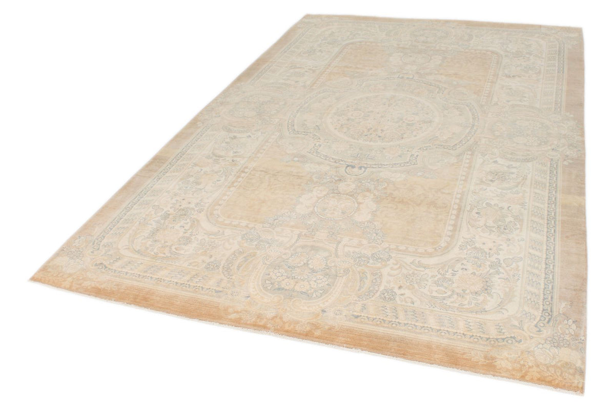 6x10 Beige Persian Traditional Rug