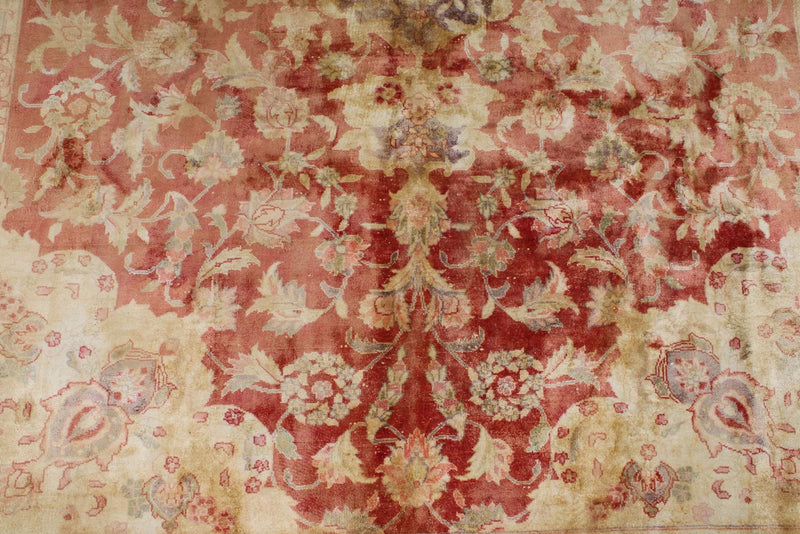 6x9 Red and White Traditional Rug