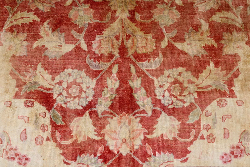 6x9 Red and White Traditional Rug