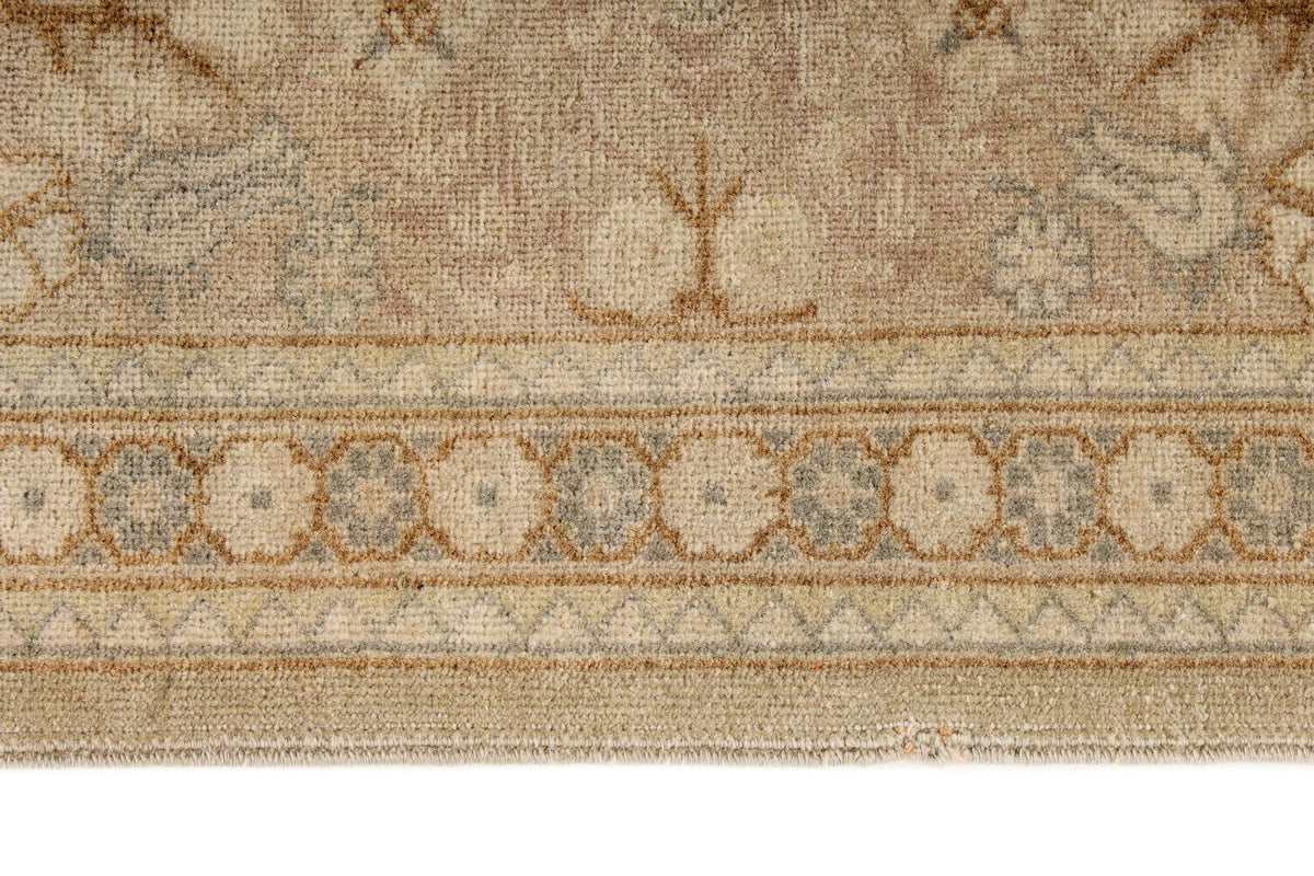 6x8 Ivory and Blue Turkish Anatolia Rug