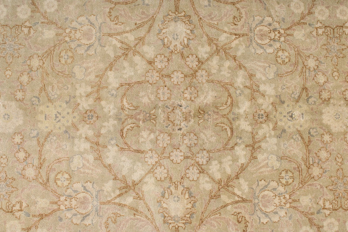 6x8 Ivory and Blue Turkish Anatolia Rug