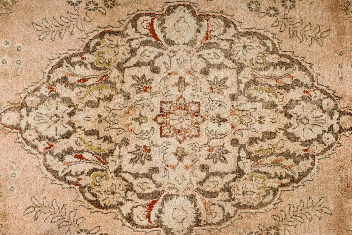 6x9 Beige and Brown Turkish Traditional Rug