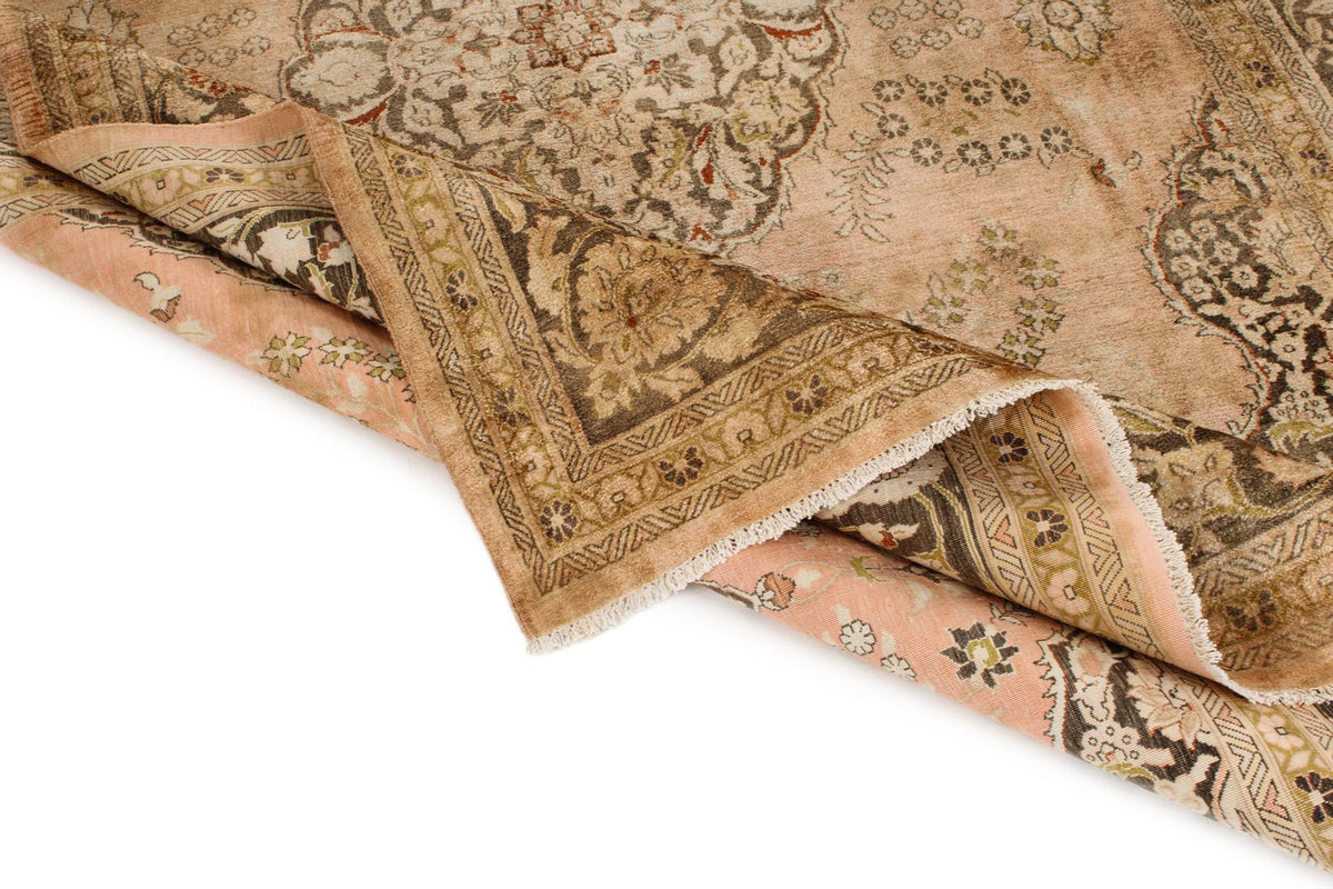 6x9 Beige and Brown Turkish Traditional Rug