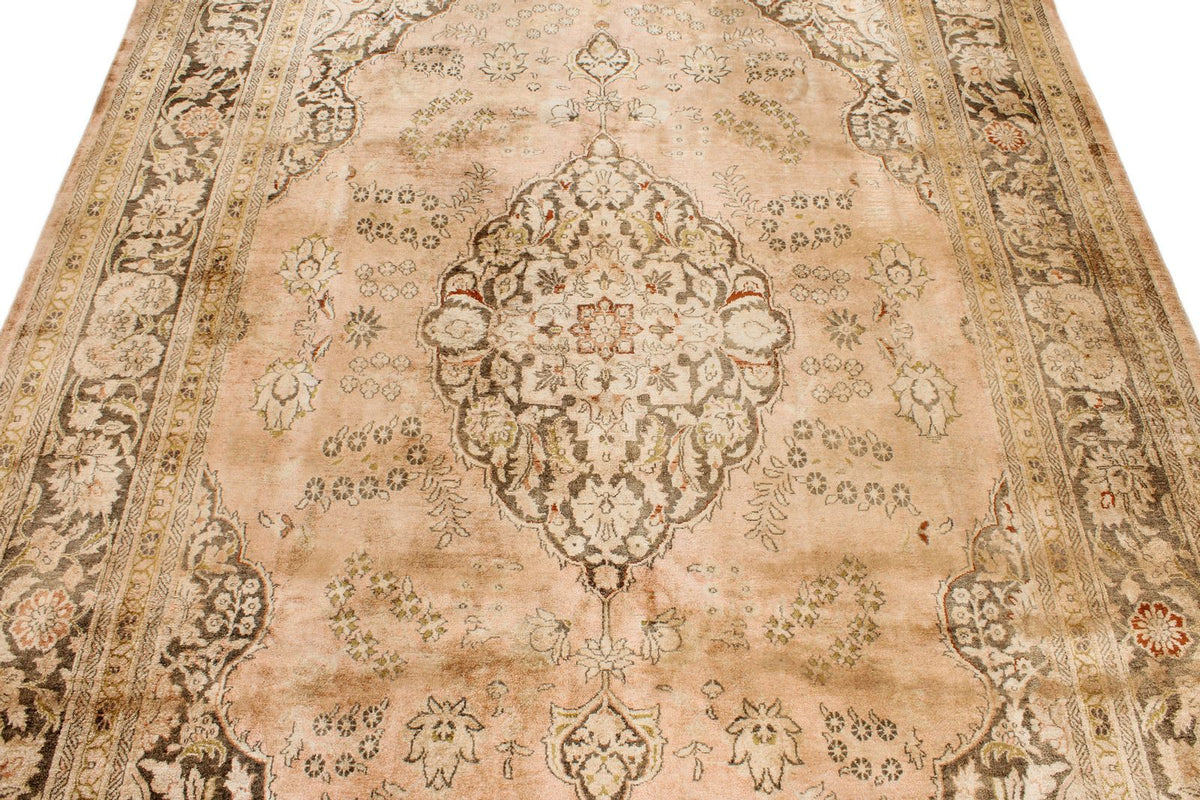 6x9 Beige and Brown Turkish Traditional Rug