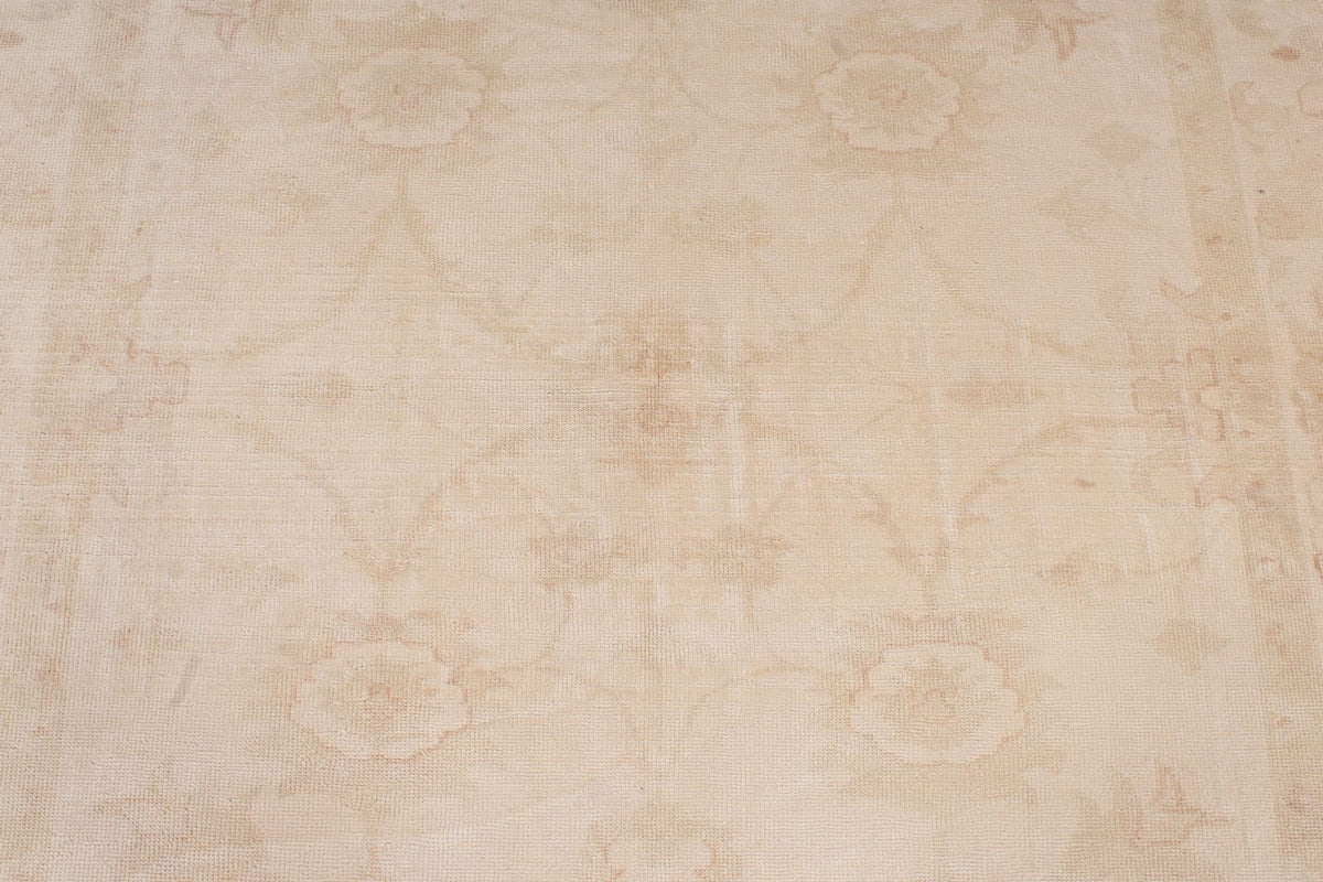 6x9 Beige Turkish Oushak Rug