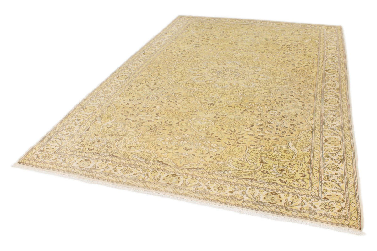 6x10 Yellow and Brown Turkish Traditional Rug