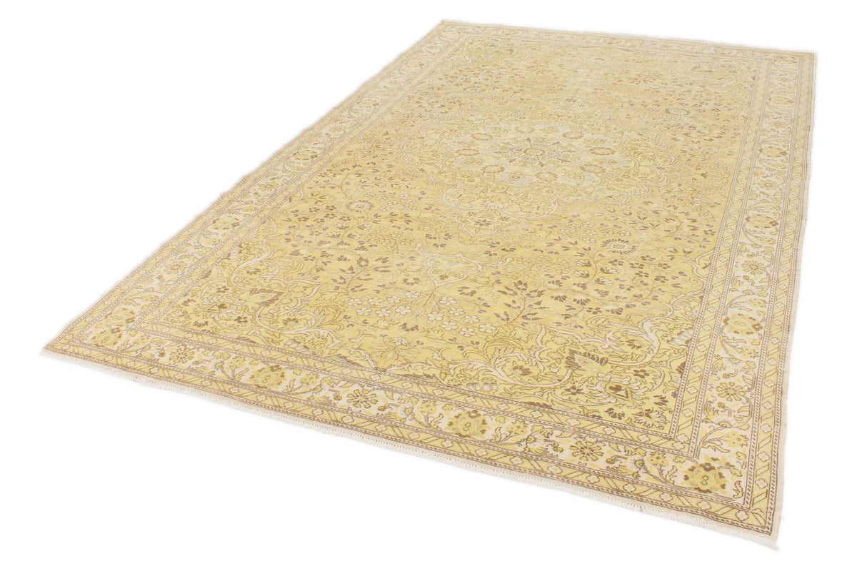 6x10 Yellow and Brown Turkish Traditional Rug