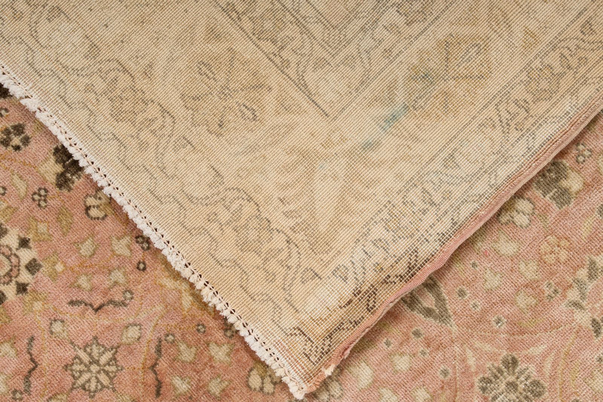 6x9 Rust and Brown Turkish Traditional Rug