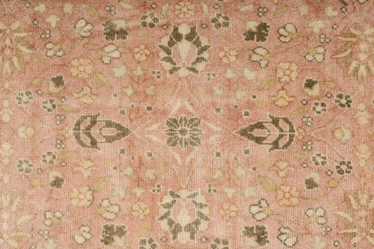 6x9 Rust and Brown Turkish Traditional Rug