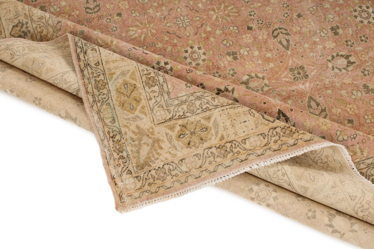 6x9 Rust and Brown Turkish Traditional Rug