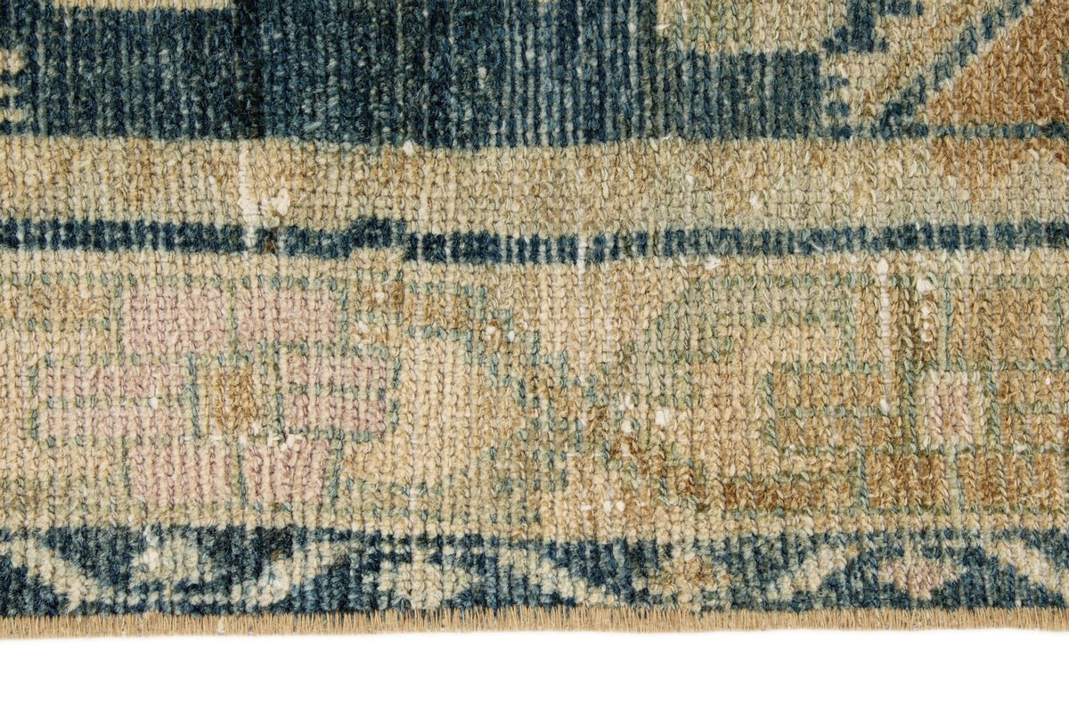 4x6 Blue and Beige Persian Traditional Rug