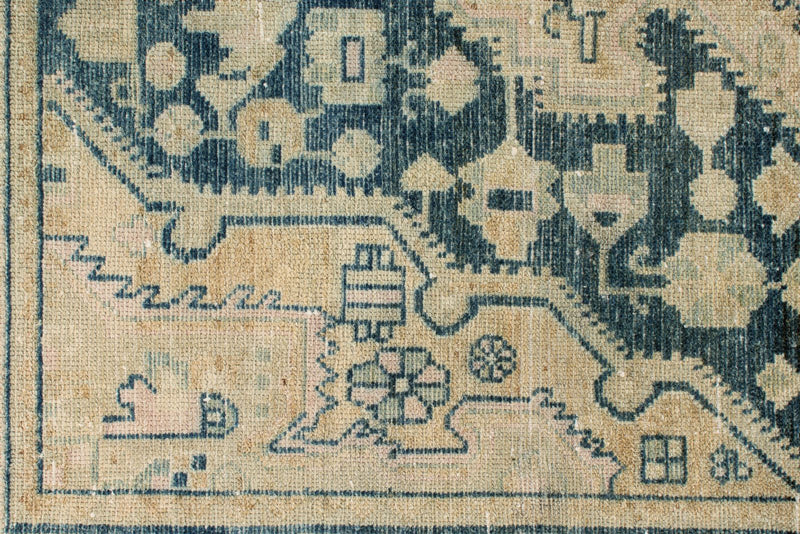 4x6 Blue and Beige Persian Traditional Rug