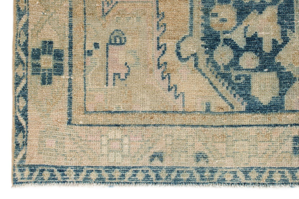 4x6 Blue and Beige Persian Traditional Rug