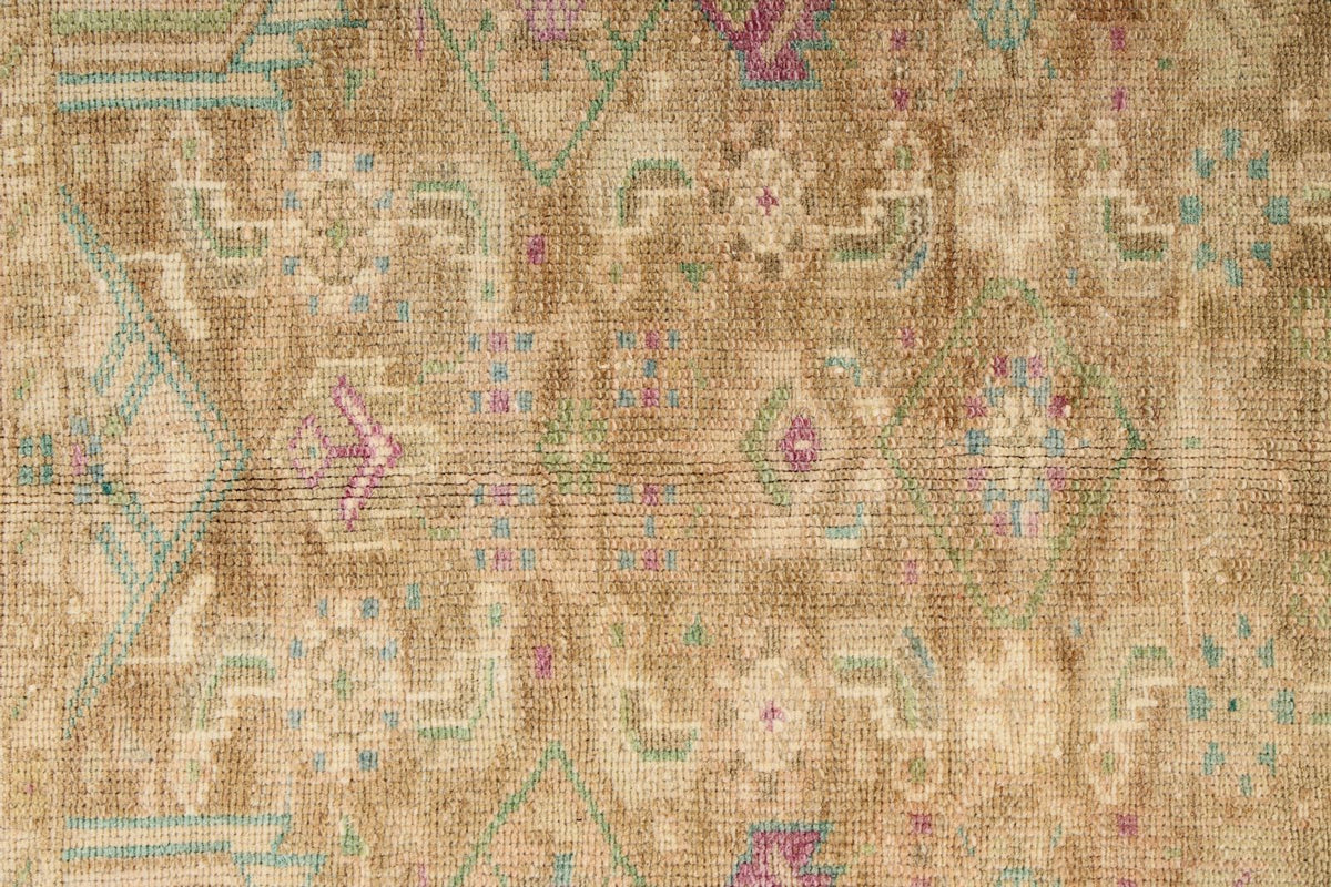 4x6 Beige and Green Persian Tribal Rug