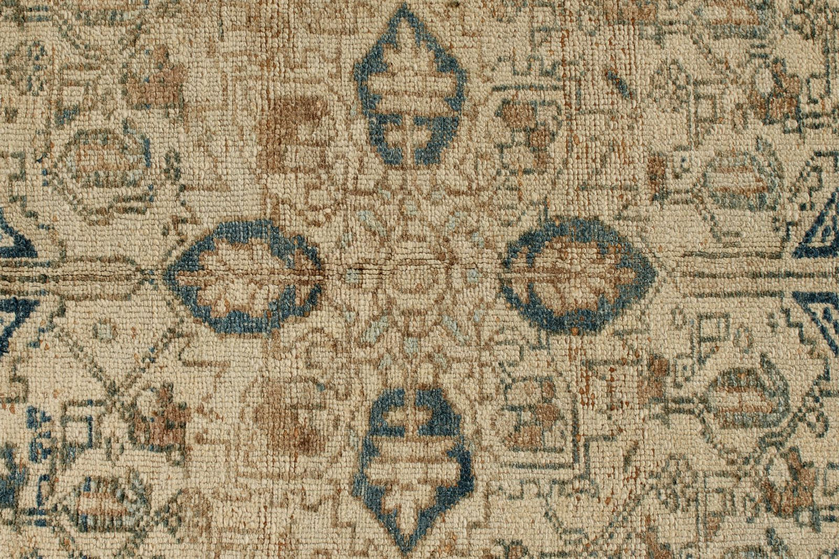4x6 Blue and Beige Persian Traditional Rug