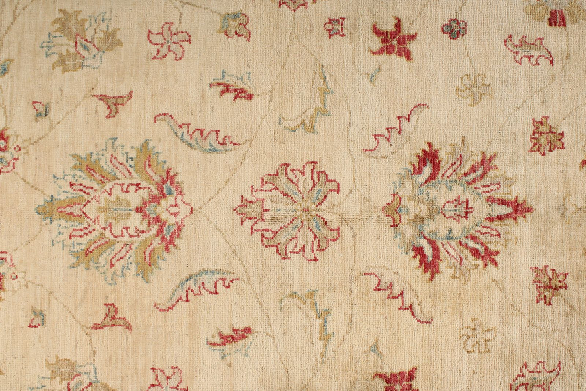 6x8 Ivory and Red Turkish Oushak Rug