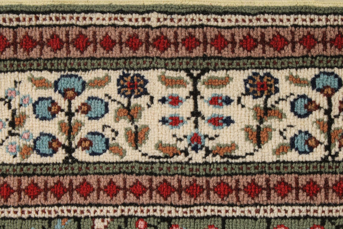 4x6 Green and Ivory Turkish Traditional Rug