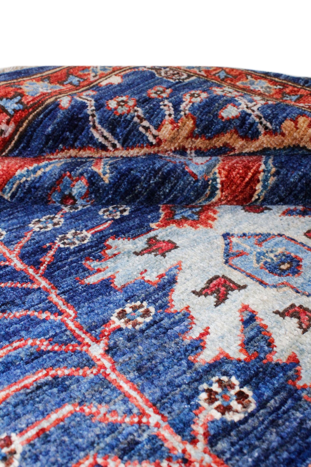 4x6 Navy and Multicolor Traditional Rug