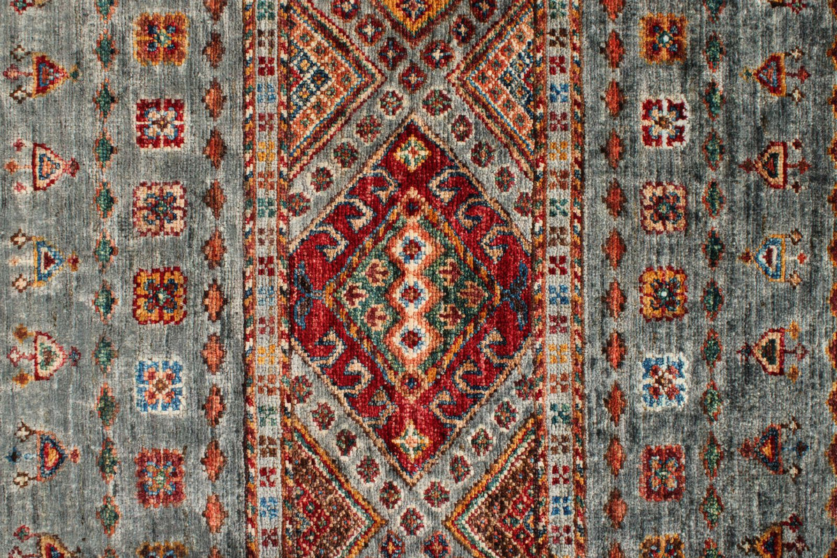 5x8 Gray and Multicolor Tribal Rug