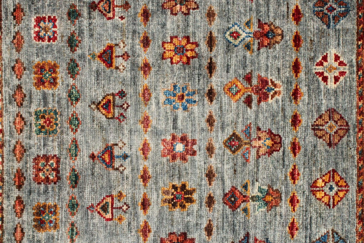 5x8 Gray and Multicolor Tribal Rug