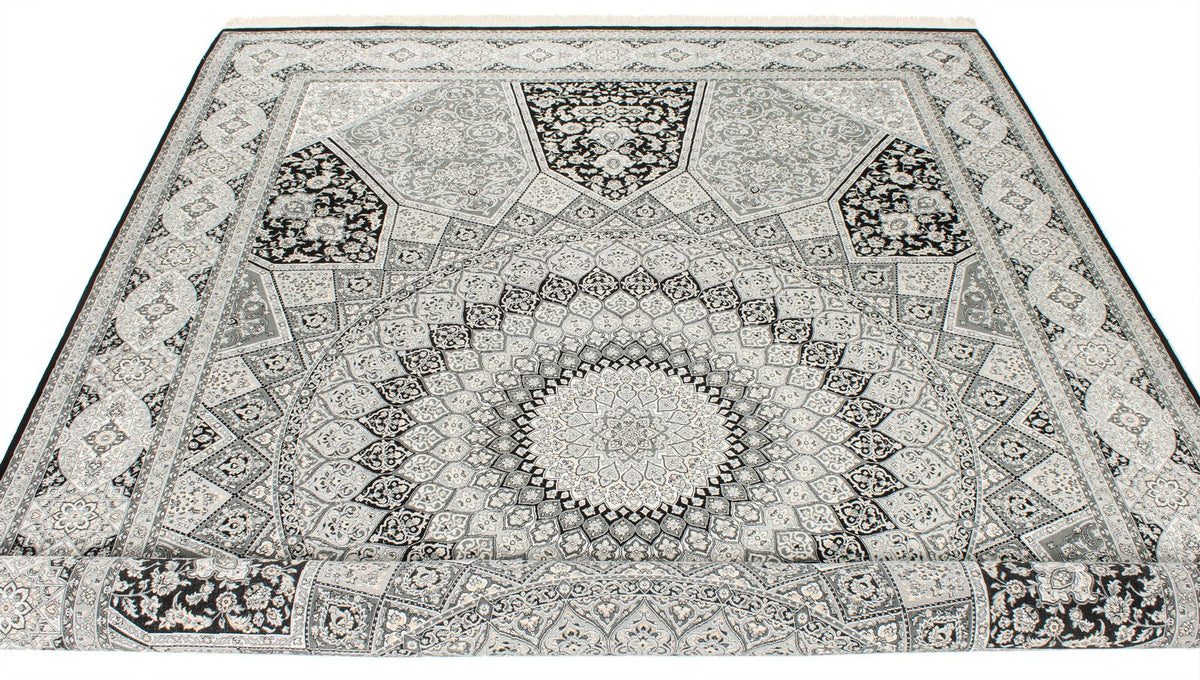 7x10 Black and Ivory Turkish Antep Rug