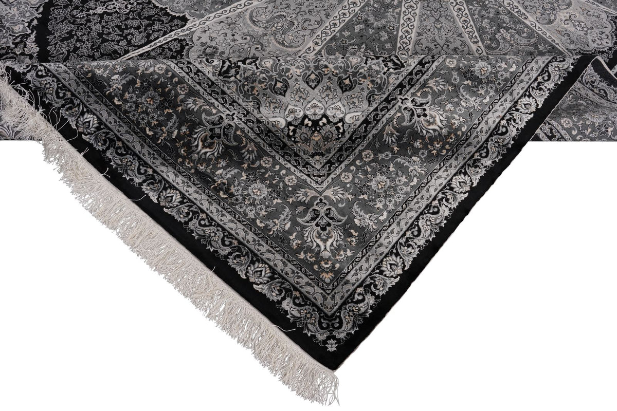 6x8 Black and Ivory Turkish Antep Rug
