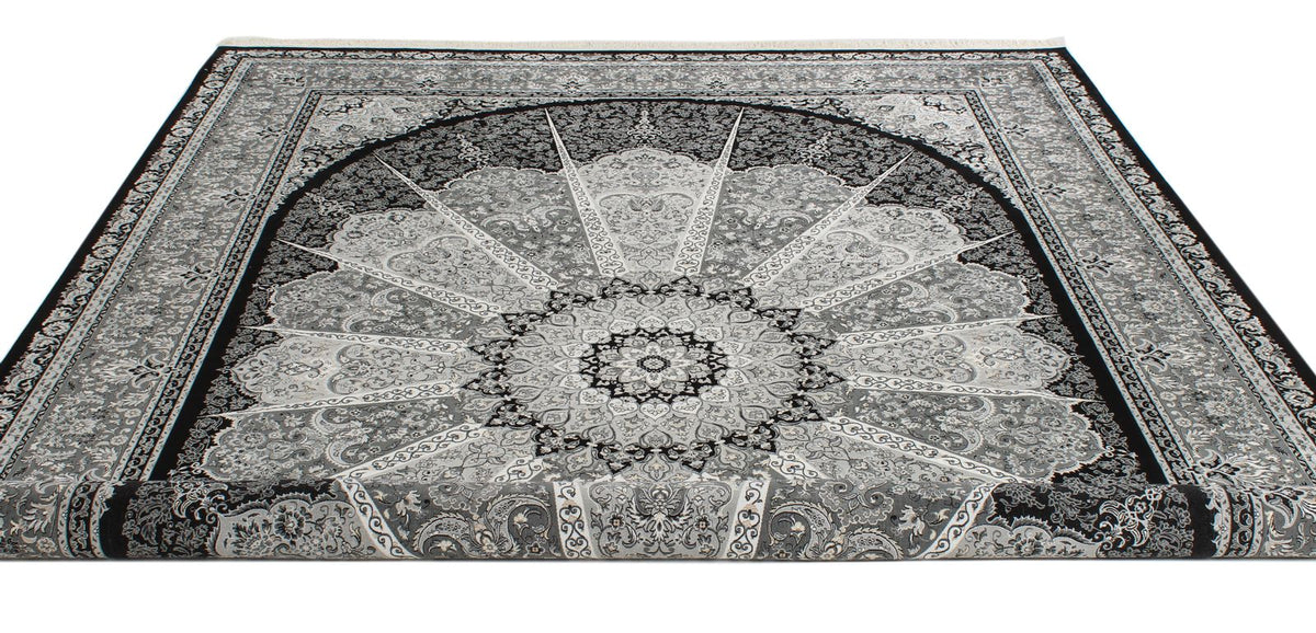 7x10 Black and Ivory Turkish Antep Rug