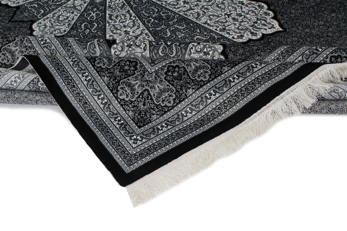 7x10 Black and Ivory Turkish Antep Rug
