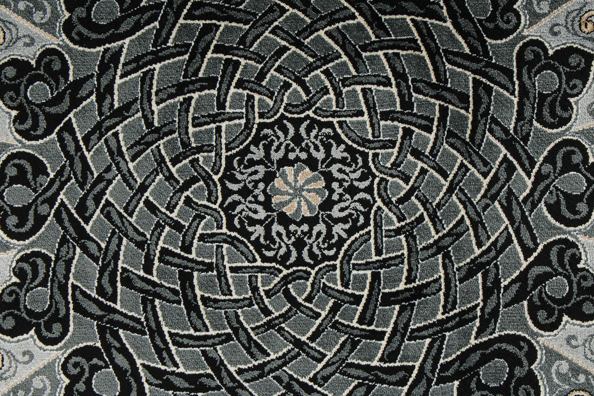7x10 Black and Ivory Turkish Antep Rug