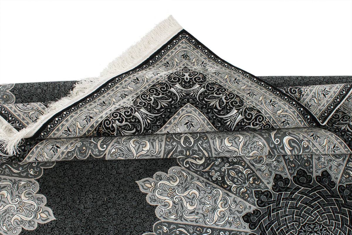 7x10 Black and Ivory Turkish Antep Rug
