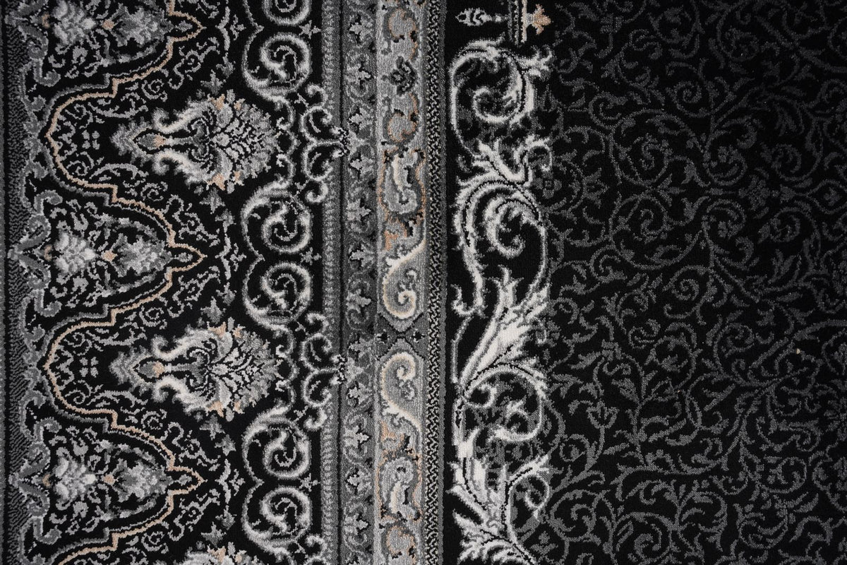 6x8 Black and Ivory Turkish Antep Rug