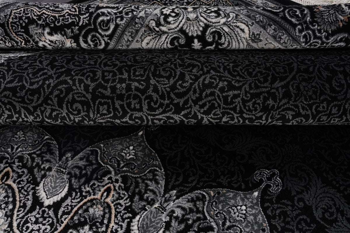 6x8 Black and Ivory Turkish Antep Rug