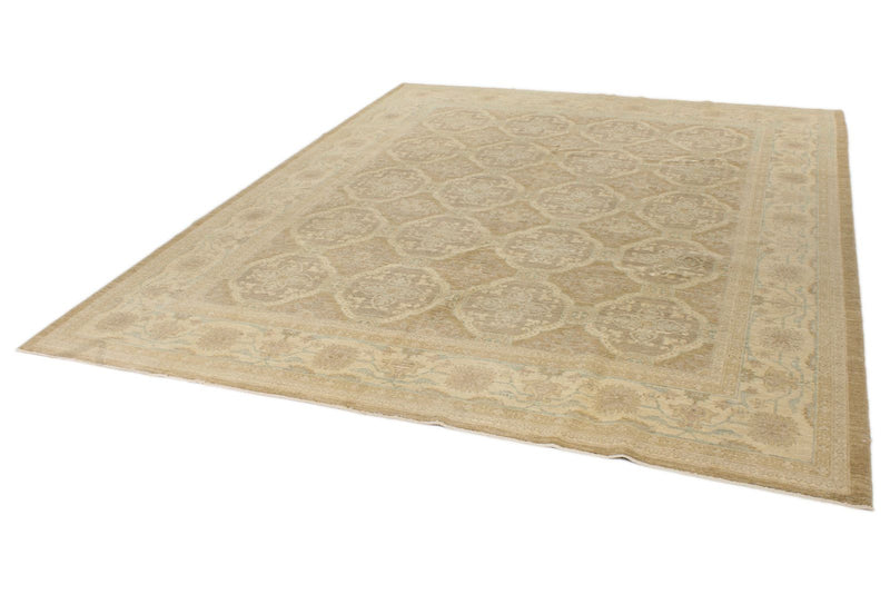 8x10 Beige and Ivory Turkish Oushak Rug