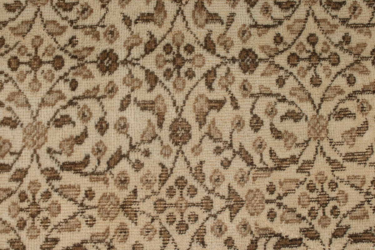 6x9 Ivory and Brown Turkish Traditional Rug