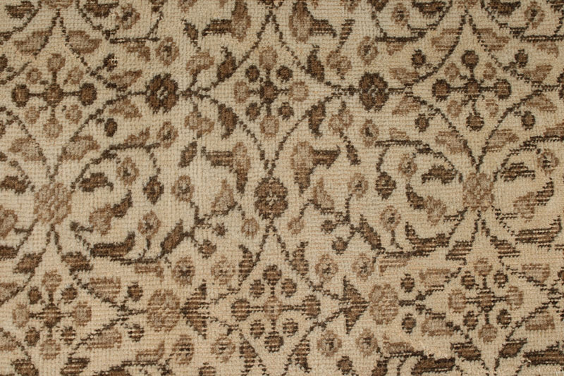 6x9 Ivory and Brown Turkish Traditional Rug